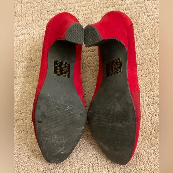 ❤️⚡️SoftMoc Red Faux Suede Slip-On Shoe Boots Heeled Ankle Style Sz 9M EUC - Picture 7 of 9